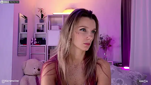 Snapshot of Karamelsw_ chatting on 10-16-25, 09:16 Karamelsw online show from 10-16-25, 09:16