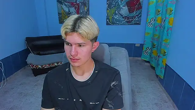 Snapshot of patrik_027 chatting on 11-29-25, 07:39 patrik 027 online show from 11-29-25, 07:39