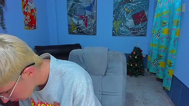 Snapshot of patrik_027 chatting on 12-15-25, 12:59 patrik 027 online show from 12-15-25, 12:59