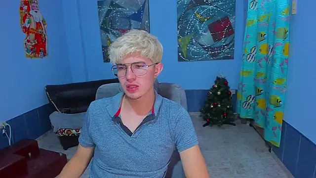 Snapshot of patrik_027 chatting on 12-21-25, 09:16 patrik 027 online show from 12-21-25, 09:16