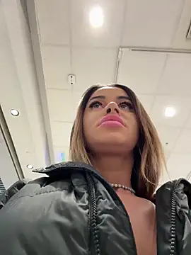 KirstieVegas online show from 02-23-26, 05:32