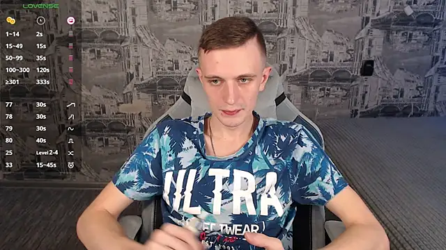 Snapshot of Oliver_Fresh chatting on 02-18-25, 09:10 Oliver Fresh online show from 02-18-25, 09:10