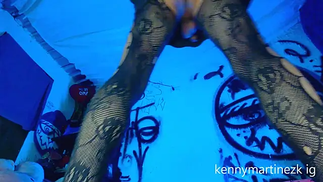 Snapshot of Kenny_starrK chatting on 03-06-26, 10:23 Kenny starrK online show from 03-06-26, 10:23