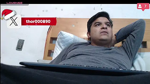 Snapshot of thor000089 chatting on 01-07-25, 04:27 thor000089 online show from 01-07-25, 04:27
