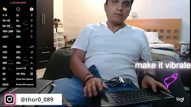 Snapshot of thor000089 chatting on 09-23-25, 05:21 thor000089 online show from 09-23-25, 05:21