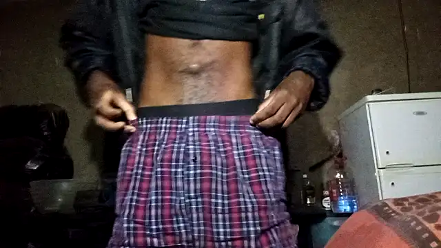 Snapshot of clintsix chatting on 11-30-25, 10:36 clintsix online show from 11-30-25, 10:36