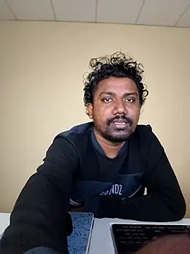 Snapshot of Mallupaiyanaachu chatting on 01-05-26, 07:06 Mallupaiyanaachu online show from 01-05-26, 07:06