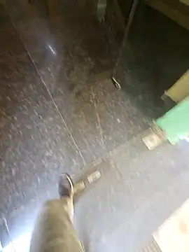 Snapshot of Mallupaiyanaachu chatting on 03-15-26, 05:35 Mallupaiyanaachu online show from 03-15-26, 05:35