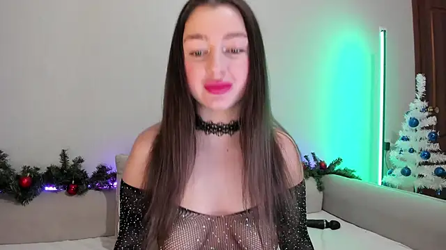 Snapshot of Mia_Callme chatting on 12-28-24, 02:42 Mia Callme online show from 12-28-24, 02:42