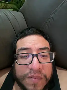 Snapshot of Coxnboxers chatting on 03-12-26, 02:45 Coxnboxers online show from 03-12-26, 02:45