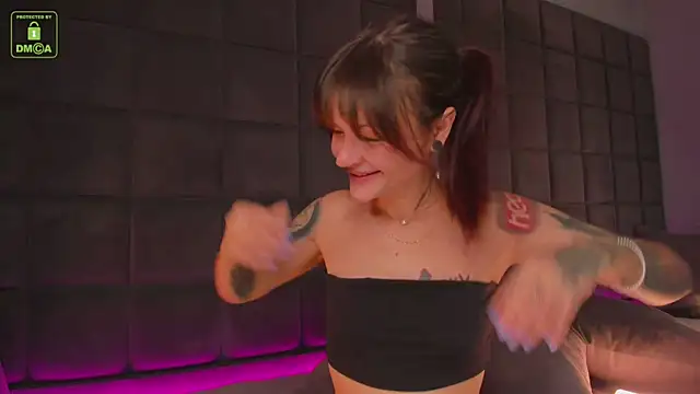 Snapshot of Jill_Vega chatting on 09-18-25, 04:47 Jill Vega online show from 09-18-25, 04:47