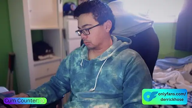 DerrickHose online show from 11-16-25, 03:28