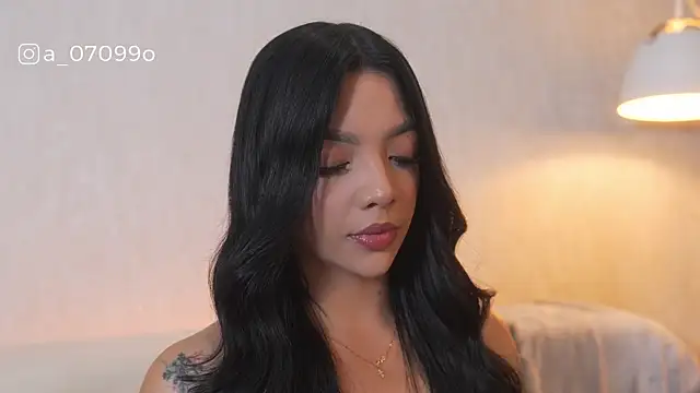 Snapshot of sarah_hiill chatting on 12-15-25, 10:03 sarah hiill online show from 12-15-25, 10:03