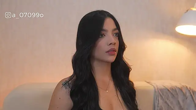 Snapshot of sarah_hiill chatting on 01-07-26, 11:45 sarah hiill online show from 01-07-26, 11:45