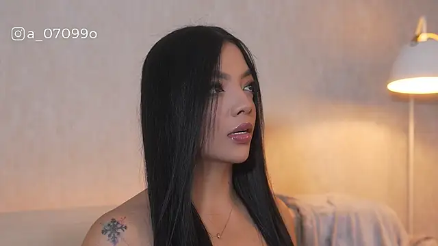 Snapshot of sarah_hiill chatting on 02-03-26, 11:32 sarah hiill online show from 02-03-26, 11:32