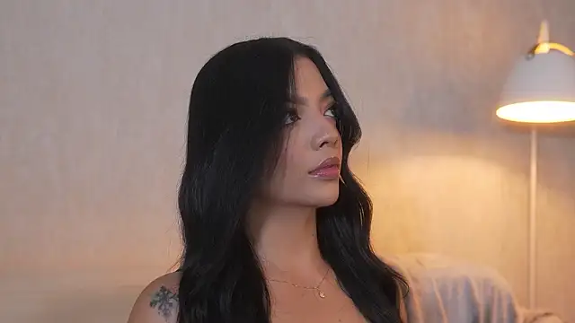 Snapshot of sarah_hiill chatting on 02-06-26, 12:59 sarah hiill online show from 02-06-26, 12:59