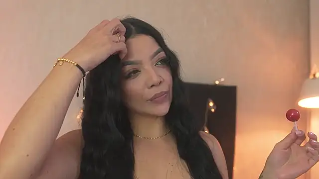 sarah hiill online show from 04-26-26, 09:34