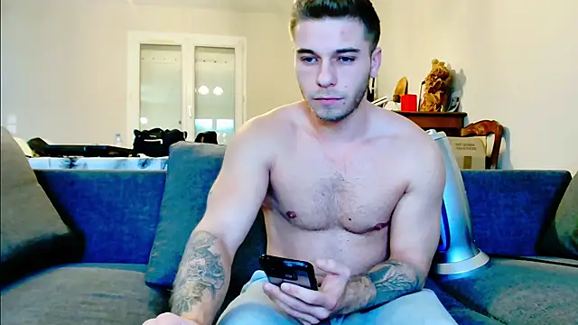 Snapshot of Elkafit28 chatting on 03-21-25, 05:23 Elkafit28 online show from 03-21-25, 05:23