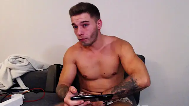 Snapshot of Elkafit28 chatting on 10-29-25, 09:16 Elkafit28 online show from 10-29-25, 09:16