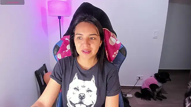 Snapshot of Miss_Nicole chatting on 11-02-25, 08:33 Miss Nicole online show from 11-02-25, 08:33