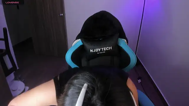 Snapshot of Miss_Nicole chatting on 01-09-26, 08:21 Miss Nicole online show from 01-09-26, 08:21