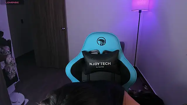 Snapshot of Miss_Nicole chatting on 02-26-26, 01:48 Miss Nicole online show from 02-26-26, 01:48