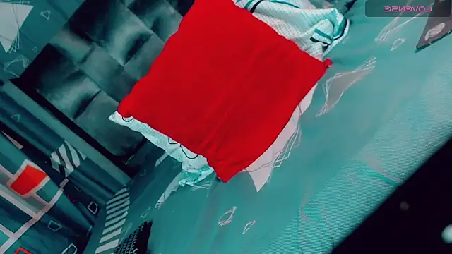 CharlotteBigCock online show from 04-17-26, 02:31