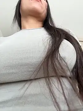 Reggie-Liam online show from 04-26-26, 07:33