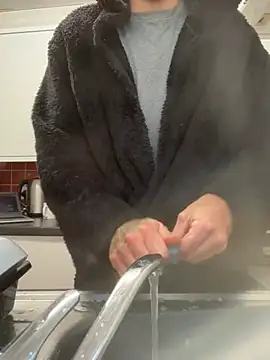 bigguy101 online show from 02-17-25, 09:03