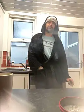 bigguy101 online show from 02-22-25, 08:07