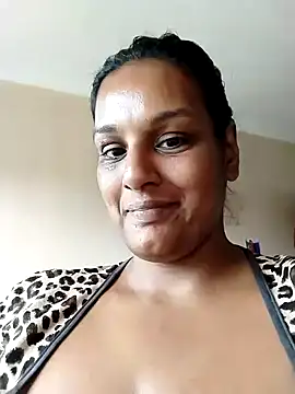 NWC4LYF online show from 11-05-25, 05:51