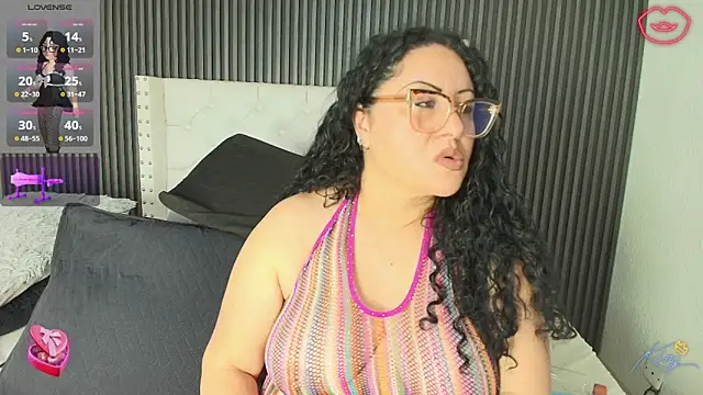 hazel milf online show from 04-01-26, 12:17