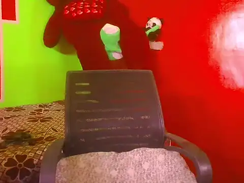 Snapshot of 0stonner chatting on 03-08-25, 08:11 0stonner online show from 03-08-25, 08:11