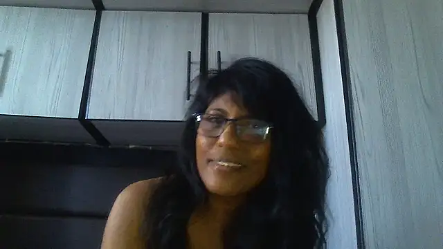 MsAttitude online show from 12-29-24, 09:50