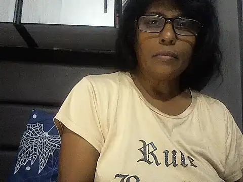 MsAttitude online show from 11-02-25, 03:14