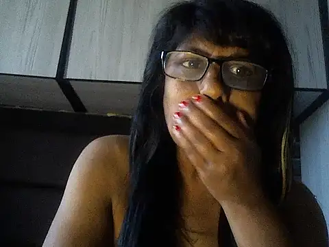 MsAttitude online show from 11-28-25, 05:54