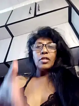 MsAttitude online show from 06-18-26, 08:25