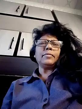 Snapshot of MsAttitude chatting on 06-19-26, 06:40 MsAttitude online show from 06-19-26, 06:40