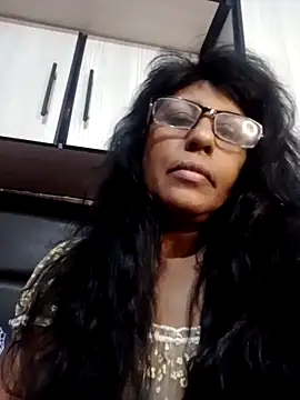 Snapshot of MsAttitude chatting on 06-21-26, 02:19 MsAttitude online show from 06-21-26, 02:19