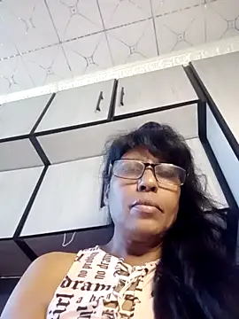 Snapshot of MsAttitude chatting on 06-22-26, 08:00 MsAttitude online show from 06-22-26, 08:00