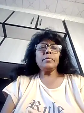 Snapshot of MsAttitude chatting on 07-17-26, 06:31 MsAttitude online show from 07-17-26, 06:31