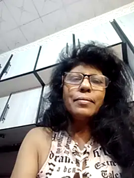 Snapshot of MsAttitude chatting on 07-24-26, 07:34 MsAttitude online show from 07-24-26, 07:34