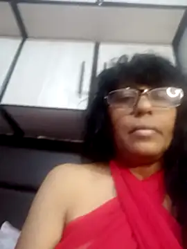 Snapshot of MsAttitude chatting on 07-28-26, 07:37 MsAttitude online show from 07-28-26, 07:37