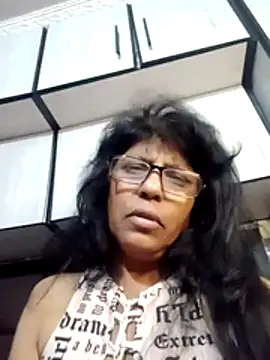 Snapshot of MsAttitude chatting on 07-31-26, 06:18 MsAttitude online show from 07-31-26, 06:18