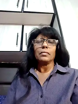 Snapshot of MsAttitude chatting on 08-02-26, 04:27 MsAttitude online show from 08-02-26, 04:27