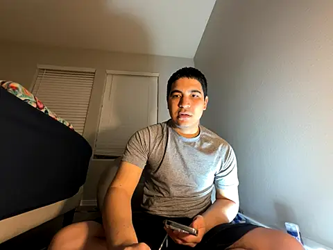 Snapshot of Ryan_Garcia_ chatting on 09-28-25, 04:07 Ryan Garcia online show from 09-28-25, 04:07
