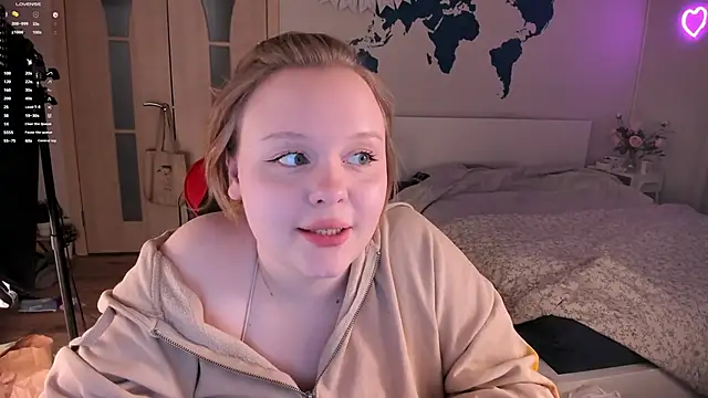 LisaLaas online show from 12-14-24, 04:20