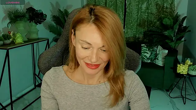 MistyBarnes online show from 11-06-25, 01:45