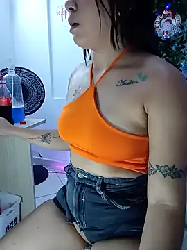 Snapshot of KIannaNicole chatting on 01-04-25, 10:24 KIannaNicole online show from 01-04-25, 10:24