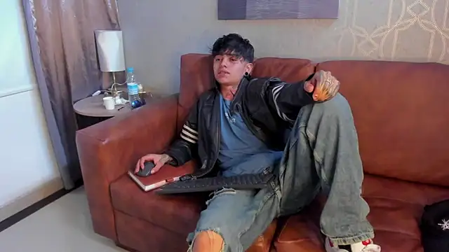 AcidMilo online show from 12-07-24, 05:53